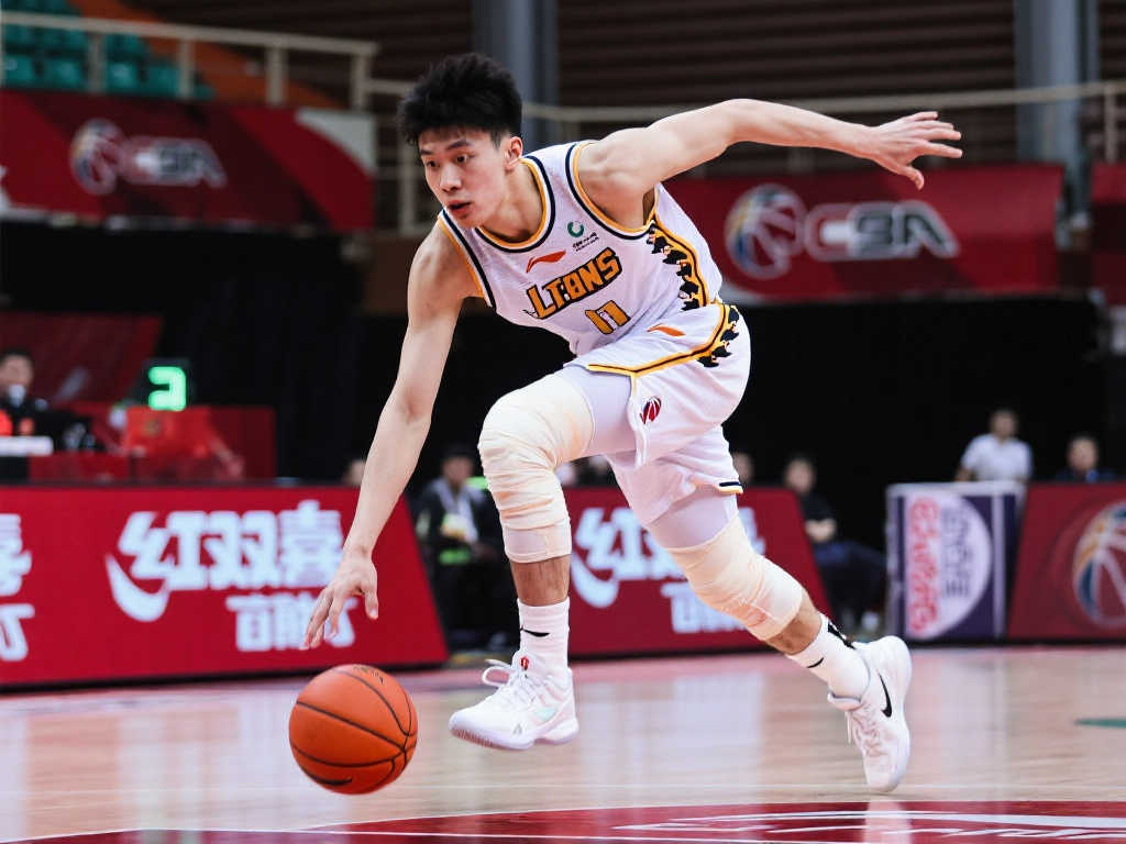 与忠诚之间 与忠诚之间
